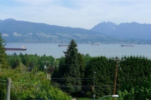 Point Grey Unfurnished 3 Bed 3.5 Bath House For Rent at 4405 West 5th Ave Vancouver. 4405 West 5th Avenue, Vancouver, BC, Canada.