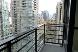 Yaletown Park in Yaletown Unfurnished 1 Bath Studio For Rent at 2408-909 Mainland St Vancouver. 2408 - 909 Mainland Street, Vancouver, BC, Canada.