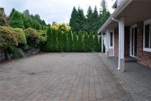 Chartwell Unfurnished 4 Bed 4.5 Bath House For Rent at 1480 Tyrol Rd West Vancouver. 1480 Tyrol Road, West Vancouver, BC, Canada.