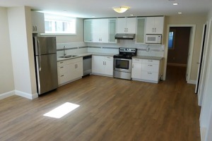 Oakridge Unfurnished 2 Bed 2 Bath Garden Suite For Rent at 760 West 47th Ave Vancouver. 760 West 47th Avenue, Vancouver, BC, Canada.