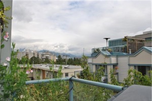 Courtyards in Fairview Unfurnished 1 Bed 1 Bath Apartment For Rent at 304-629 West 7th Ave Vancouver. 304 - 629 West 7th Avenue, Vancouver, BC, Canada.