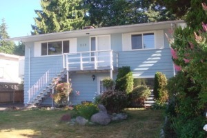 Delbrook Unfurnished 4 Bed 2 Bath House For Rent at 568 West 28th St North Vancouver. 568 West 28th Street, North Vancouver, BC, Canada.