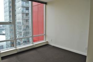 Spectrum in Downtown Unfurnished 1 Bed 1 Bath Apartment For Rent at 2109-602 Citadel Parade Vancouver. 2109 - 602 Citadel Parade, Vancouver, BC, Canada.