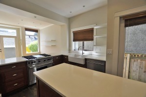 Kitsilano Unfurnished 3 Bed 2.5 Bath Duplex For Rent at 2038 Whyte Ave Vancouver. 2038 Whyte Avenue, Vancouver, BC, Canada.