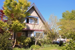 Arbutus Furnished 3 Bed 4.5 Bath House For Rent at West 18th Ave Vancouver. West 18th Avenue, Vancouver, BC, Canada.