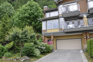 Seascapes in Howe Sound Unfurnished 3 Bed 2.5 Bath Townhouse For Rent at 8660 Seascape Drive West Vancouver. 8660 Seascape Drive, West Vancouver, BC, Canada.