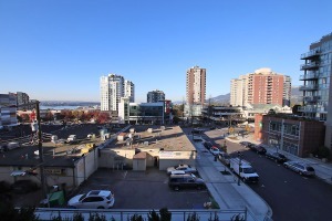 CentreView in Central Lonsdale Unfurnished 2 Bed 2 Bath Apartment For Rent at 307-125 14th St East North Vancouver. 307 - 125 14th Street East, North Vancouver, BC, Canada.