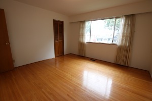 Renfrew Collingwood Unfurnished 3 Bed 1.5 Bath Duplex For Rent at 2556 East 25th Ave Vancouver. 2556 East 25th Avenue, Vancouver, BC, Canada.