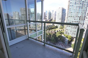 Marinaside Resort in Yaletown Unfurnished 1 Bed 1 Bath Apartment For Rent at 2107-1077 Marinaside Crescent Vancouver. 2107 - 1077 Marinaside Crescent, Vancouver, BC, Canada.