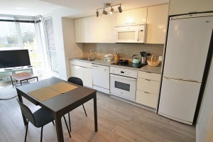TV Towers in Yaletown Furnished 1 Bed 1 Bath Apartment For Rent at 609-233 Robson St Vancouver. 609 - 233 Robson Street, Vancouver, BC, Canada.