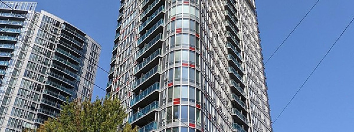 TV Towers in Downtown Unfurnished 2 Bed 1 Bath Apartment For Rent at 702-233 Robson St Vancouver. 702 - 233 Robson Street, Vancouver, BC, Canada.