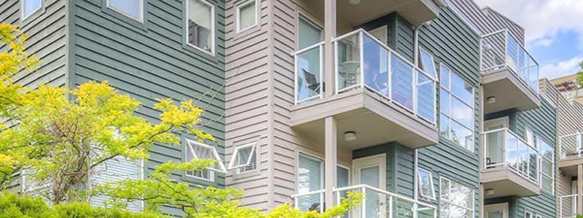 2815 Yew in Kitsilano Furnished 2 Bed 2 Bath Apartment For Rent at 401-2815 Yew St Vancouver. 401 - 2815 Yew Street, Vancouver, BC, Canada.