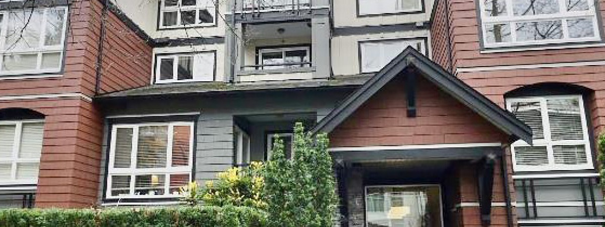 Braebern in Fairview Unfurnished 2 Bed 2 Bath Apartment For Rent at 402-736 West 14th Ave Vancouver. 402 - 736 West 14th Avenue, Vancouver, BC, Canada.