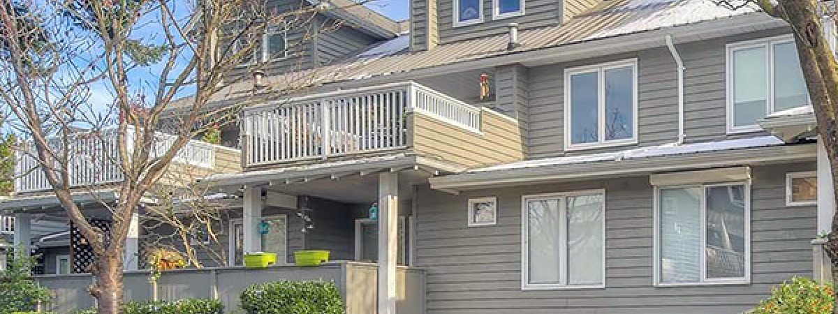 lLLAHEE in Norgate Unfurnished 3 Bed 2 Bath Townhouse For Rent at 203-1513 Bowser Ave North Vancouver. 203 - 1513 Bowser Avenue, North Vancouver, BC, Canada.