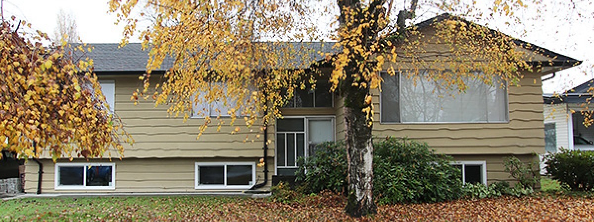 Unfurnished 3 Bedroom Upper Level of House For Rent in West Central Maple Ridge. 11686 Holly Street, Maple Ridge, BC, Canada.