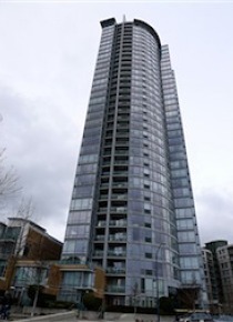 1 Bedroom Luxury Apartment Rental at Quaywest at Marinaside in Yaletown. 2703 - 1033 Marinaside Crescent, Vancouver, BC, Canada.