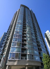 1 Bedroom Fully Furnished Executive Apartment Rental at Azura in Yaletown. 1506 - 1438 Richards Street, Vancouver, BC, Canada.