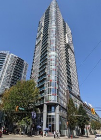 8th Floor 1 Bedroom & Den Apartment Rental at TV Towers in Downtown Vancouver. 805 - 233 Robson Street, Vancouver, BC, Canada.