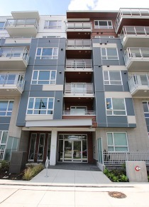 HQ Domain Brand New 1 Bedroom & Den Apartment Rental in Guildford, Surrey. 602 - 10603 140th Street, Surrey, BC, Canada.