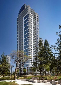 Modern 25th Floor Mountain View 1 Bed & Den Apartment Rental at Evolve Tower in Whalley, Surrey. 2501 - 13308 Central Avenue, Surrey, BC, Canada.