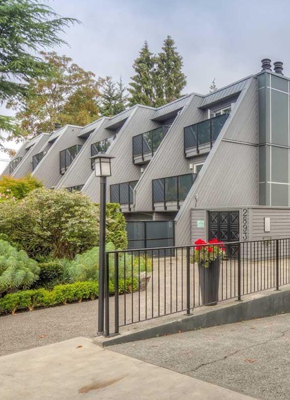 Kerrisdale in Kerrisdale Unfurnished 2 Bed 2 Bath Townhouse For Rent at 211-2893 West 41st Ave Vancouver. 211 - 2893 West 41st Avenue, Vancouver, BC.