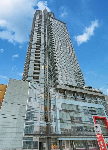 Capitol Residences in Downtown Unfurnished 1 Bed 1 Bath Apartment For Rent at 1006-833 Seymour St Vancouver. 1006 - 833 Seymour Street, Vancouver, BC, Canada.