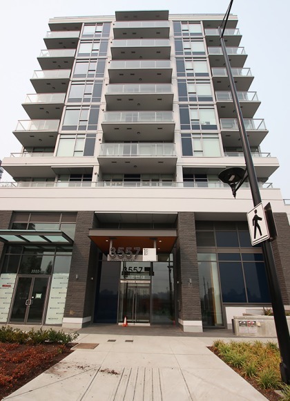 1 Town Centre in Champlain Heights River District Unfurnished 3 Bed 3 Bath Sub Penthouse For Rent at 1019-3557 Sawmill Crescent Vancouver. 1019 - 3557 Sawmill Crescent, Vancouver, BC, Canada.