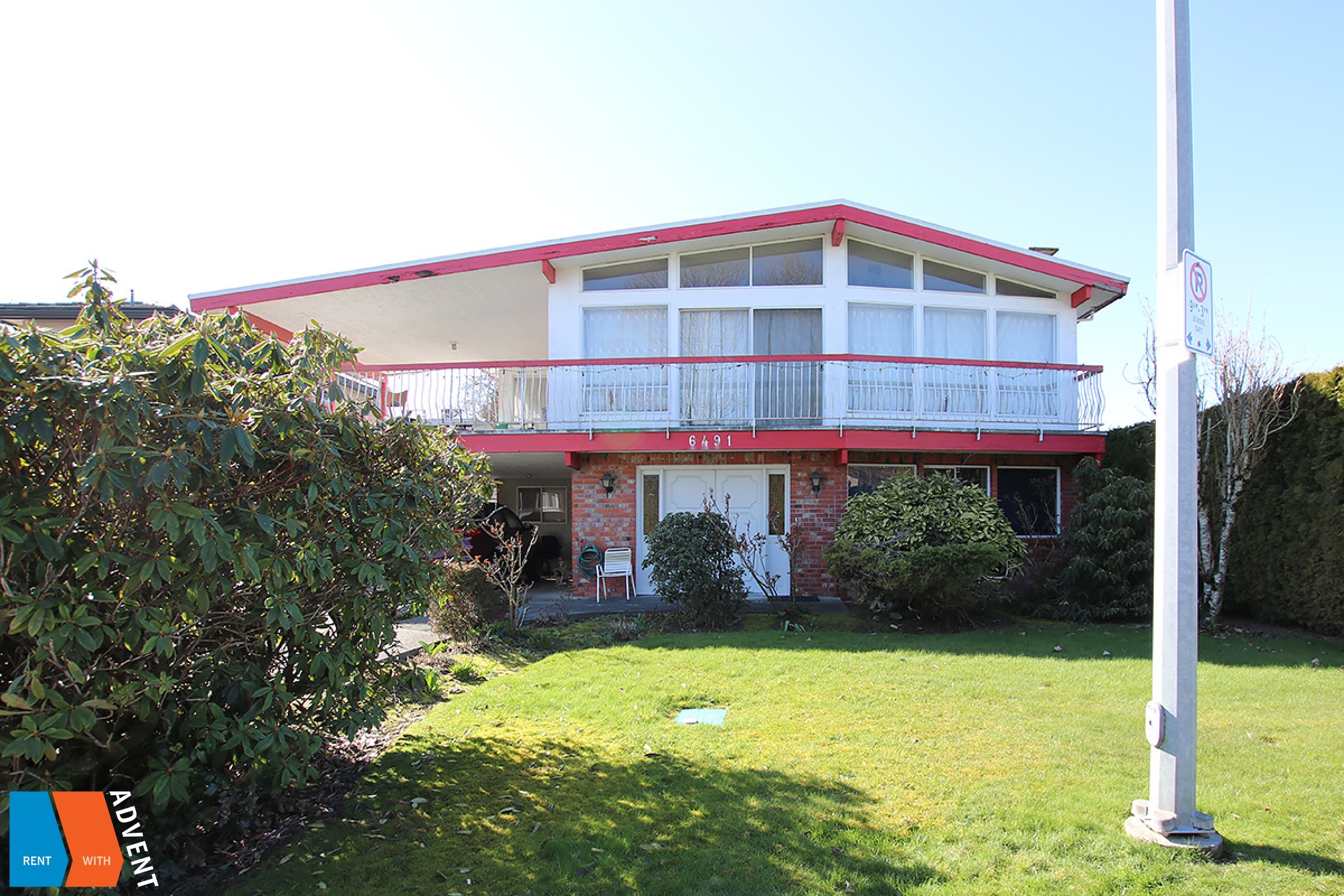 Unfurnished 2 Bedroom Lower Level of House For Rent in Richmond (Garden Suite). 6491B Gainsborough Drive, Richmond, BC, Canada.