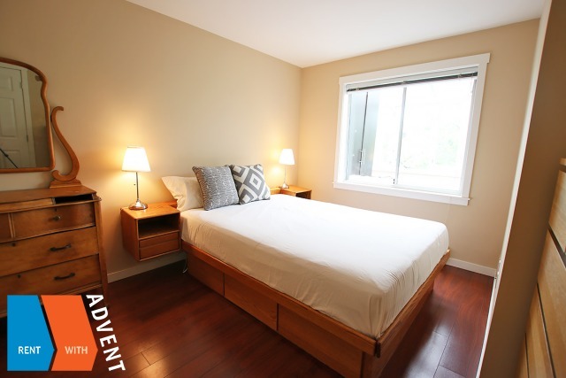 Chilco Park 1 Bed & Solarium Furnished Apartment For Rent in Vancouver's West End. 402 - 1010 Chilco Street, Vancouver, BC, Canada.