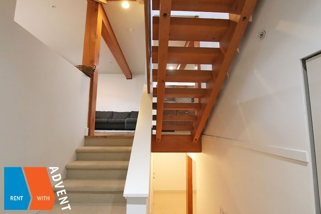 Arbourwoods Post & Beam 3 Level 3 Bedroom Townhouse For Rent in Northyards, Squamish. 4 - 39758 Government Road, Squamish, BC, Canada.