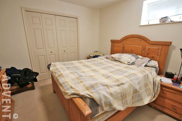 Lochdale Unfurnished 2 Bed 1 Bath Basement For Rent at 6767B Winch St Burnaby. 6767B Winch Street, Burnaby, BC, Canada.